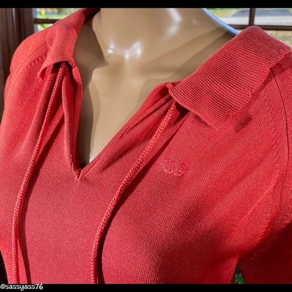 ⭐️HP⭐️VTG▪️GIVENCHY▪️70's Lightweight Knit Scalloped Collar Embroidered Logo Top - Picture 3 of 9